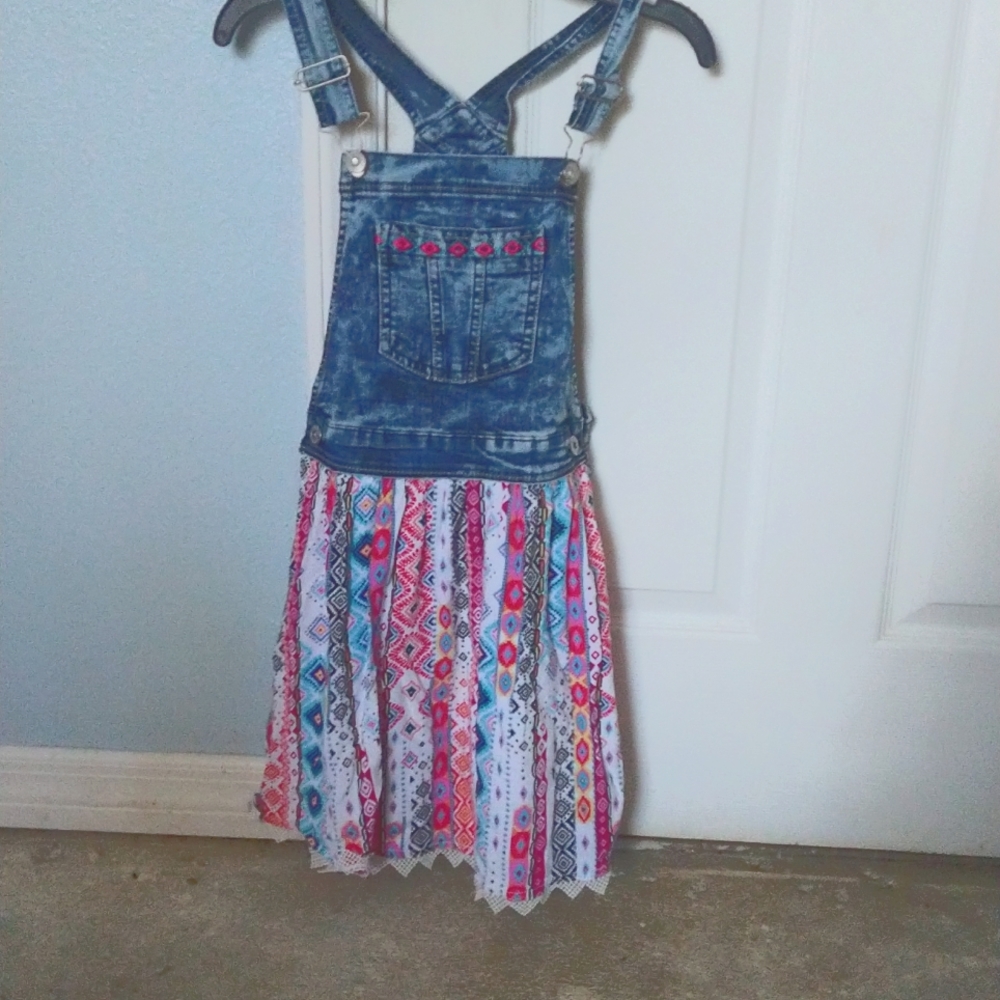 Overall dress